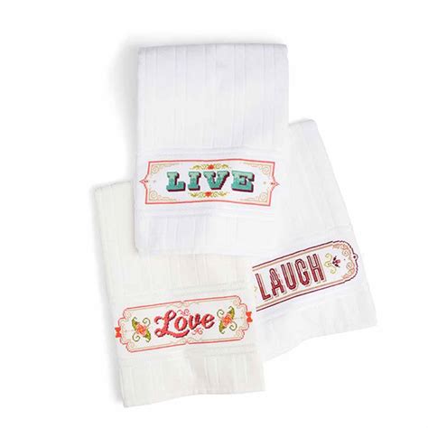 Towel 14 Count Aberdeen Hand Towel from Charles Craft 16.5" x 27"